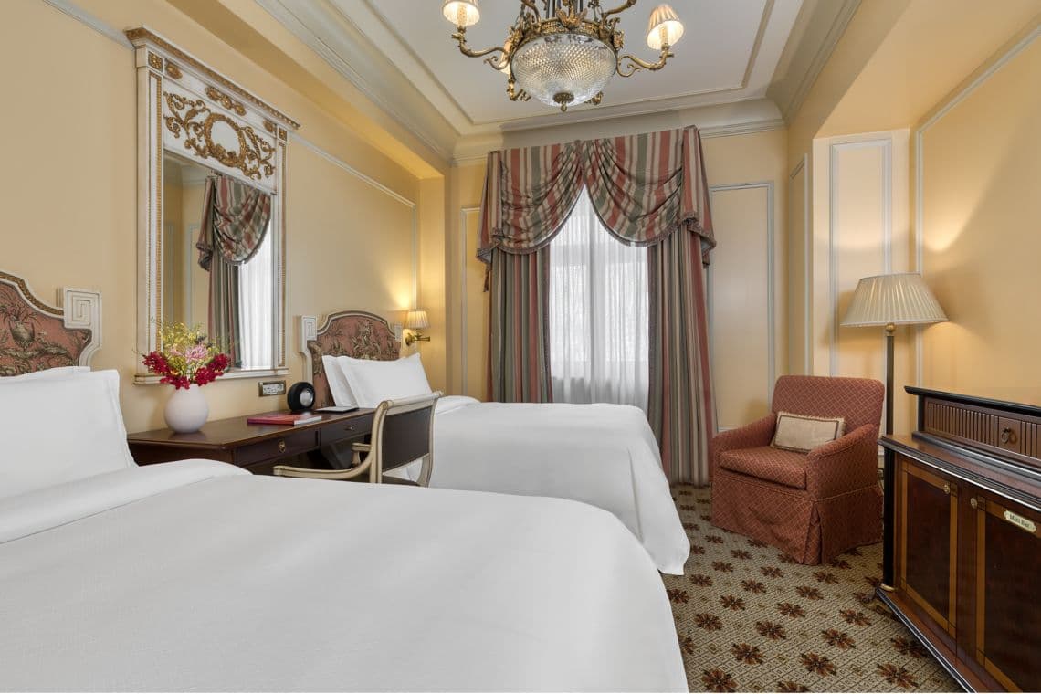 Luxury Room